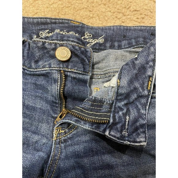 Women's American Eagle Stretch Denim Shorts Size 4 - Picture 3 of 7